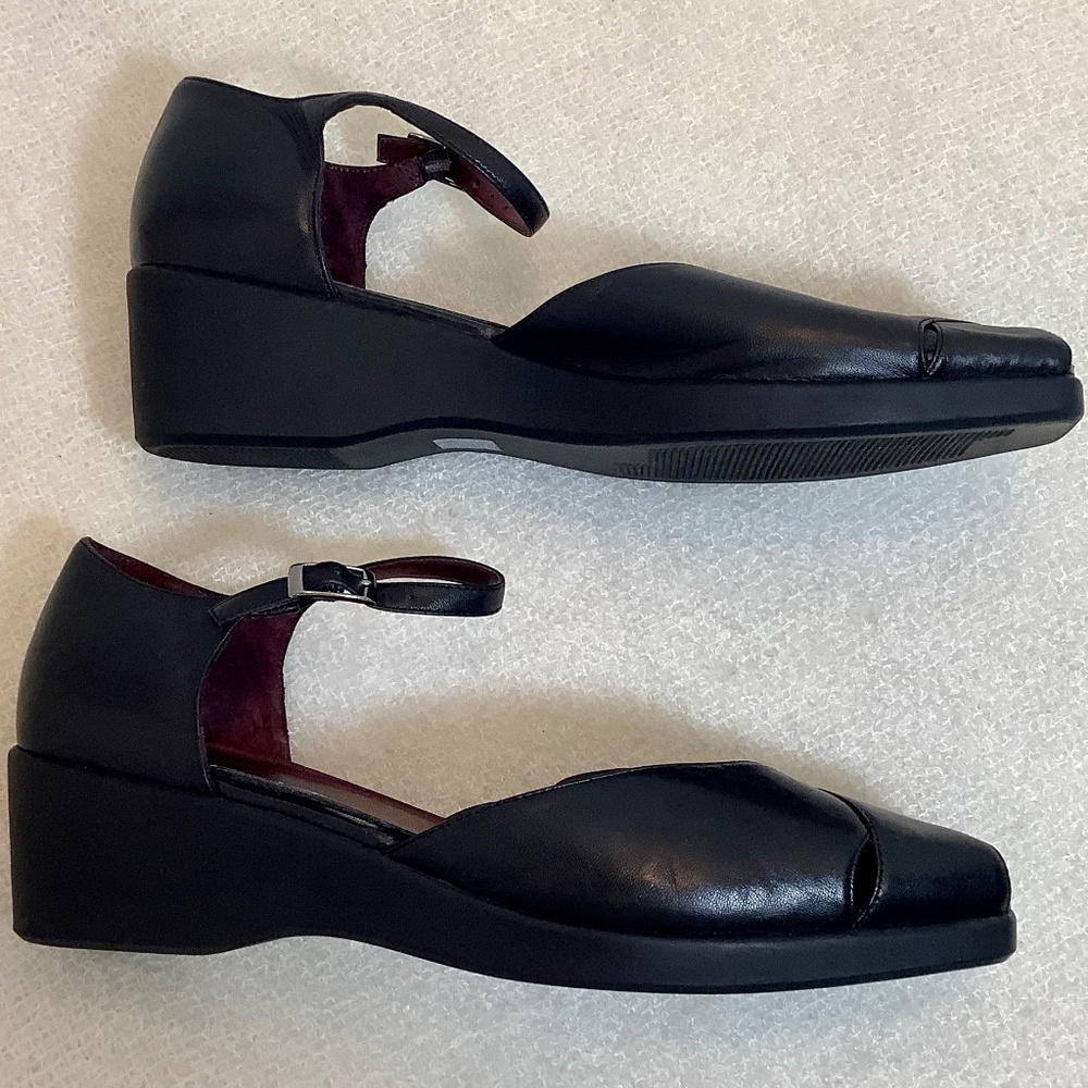 Shoes Wedge  Open Toe  Strap   Black  Moda Sz 11M